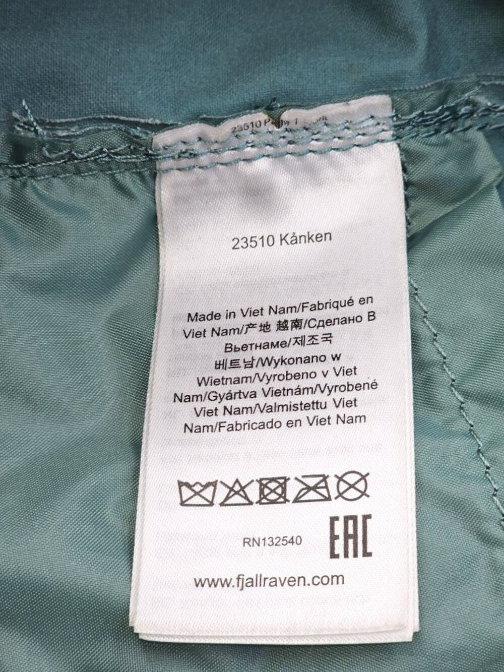 Fjallraven Kanken Unisex Green Vinylon F Classic Backpack Small 2722 - Picture 11 of 13